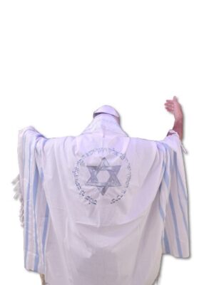 טלית מעוצבת מגן דוד דגם תכלת